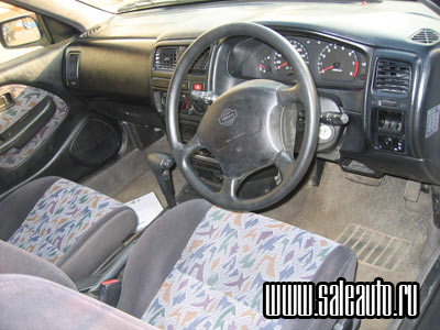 1997 Nissan Pulsar Photos