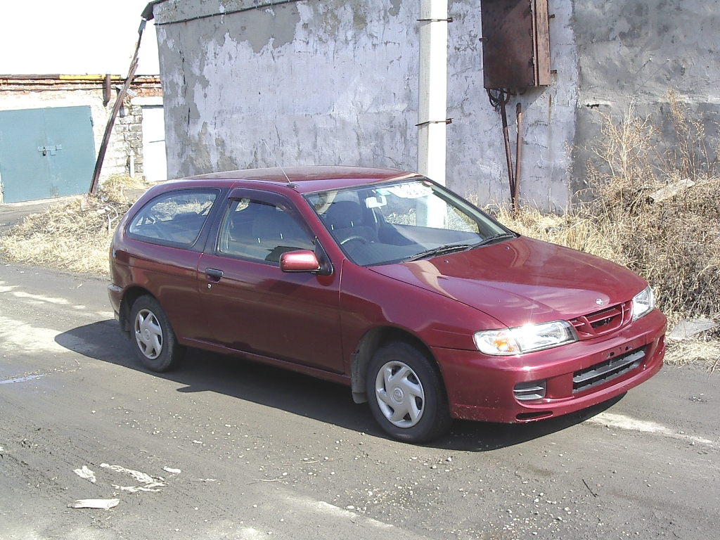 1998 Nissan Pulsar