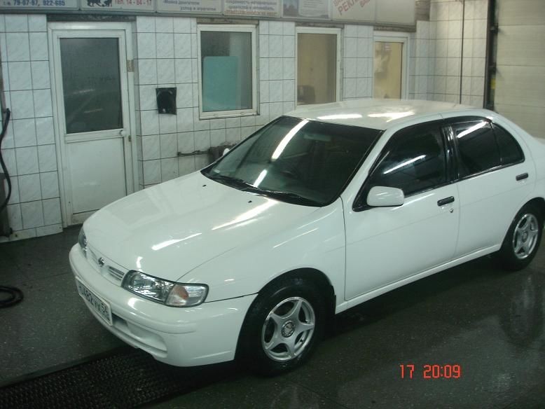 1998 Nissan Pulsar
