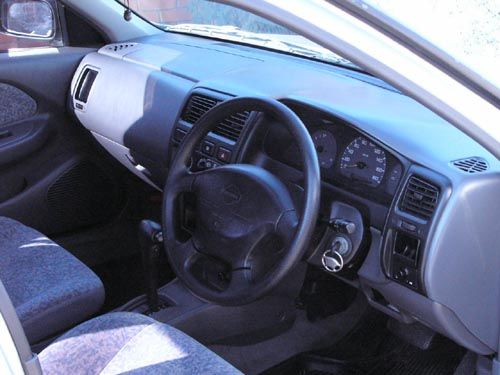 1998 Nissan Pulsar