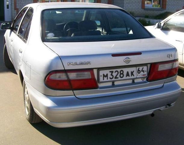 1998 Nissan Pulsar