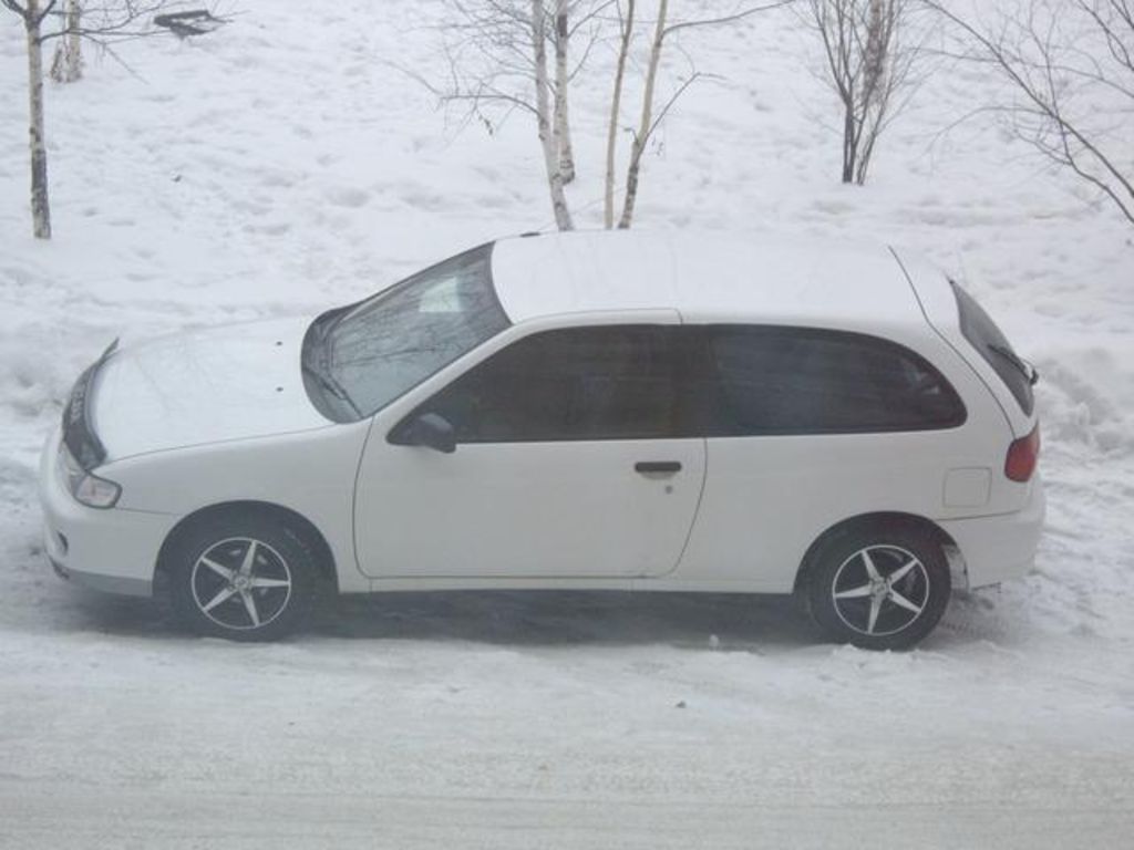 1998 Nissan Pulsar