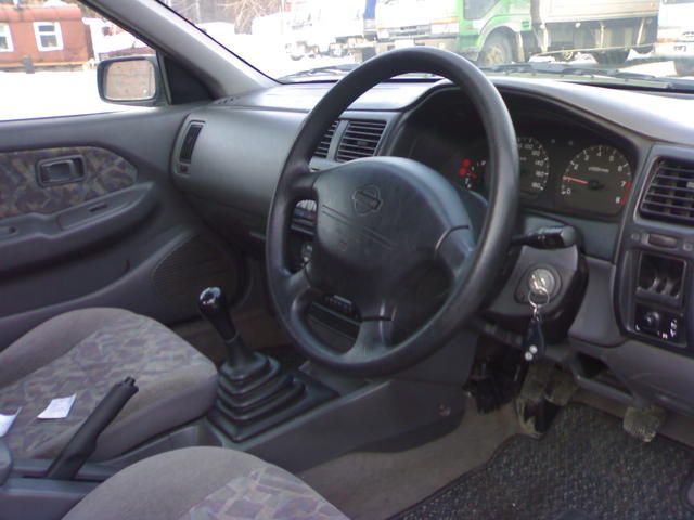 1998 Nissan Pulsar
