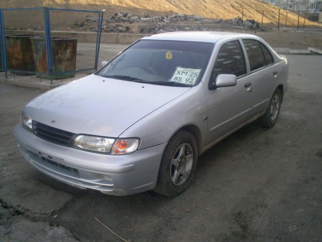1998 Nissan Pulsar