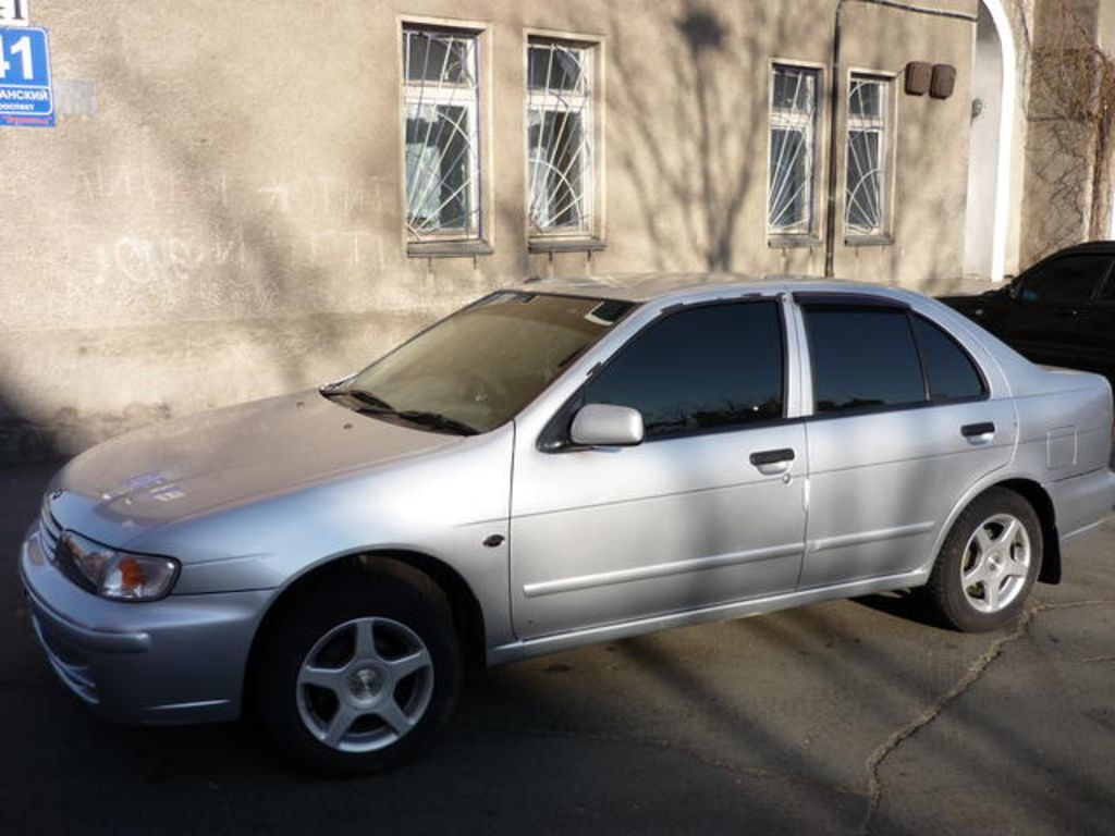 1998 Nissan Pulsar