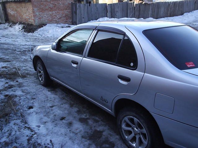 1998 Nissan Pulsar