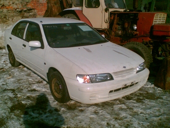 1998 Nissan Pulsar