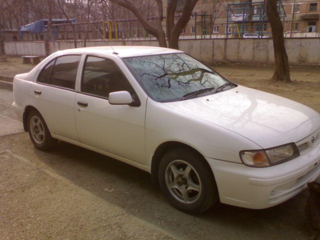 1999 Nissan Pulsar