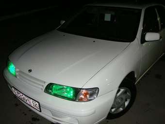 1999 Nissan Pulsar Pictures