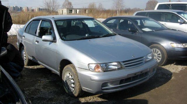 1999 Nissan Pulsar