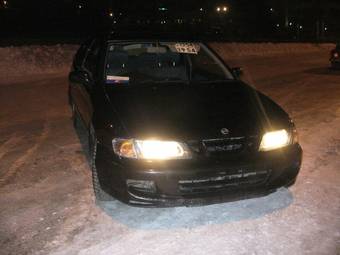 1999 Nissan Pulsar Pictures