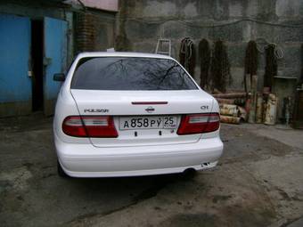 1999 Nissan Pulsar Pictures