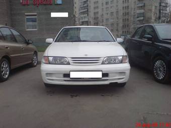 1999 Nissan Pulsar Pictures