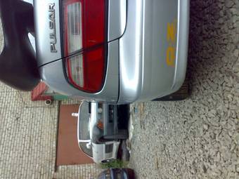 1999 Nissan Pulsar Photos