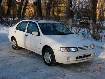 2000 Nissan Pulsar