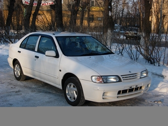 2000 Nissan Pulsar