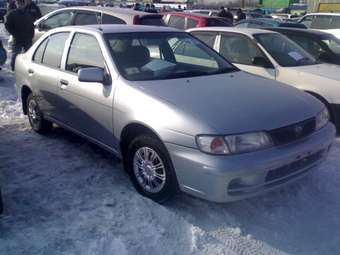 2000 Nissan Pulsar