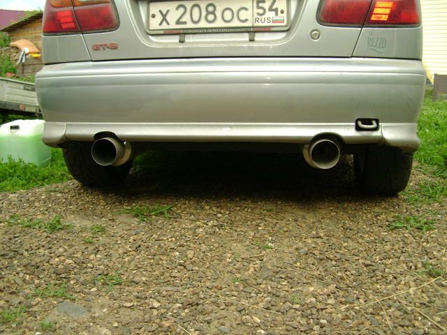 2000 Nissan Pulsar