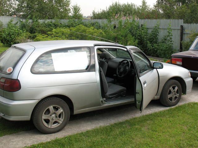 2000 Nissan Pulsar