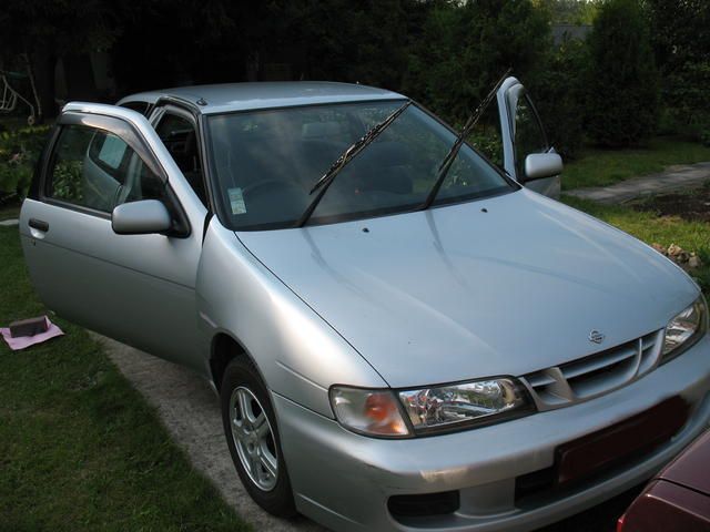 2000 Nissan Pulsar