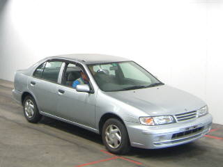 2000 Nissan Pulsar Pics