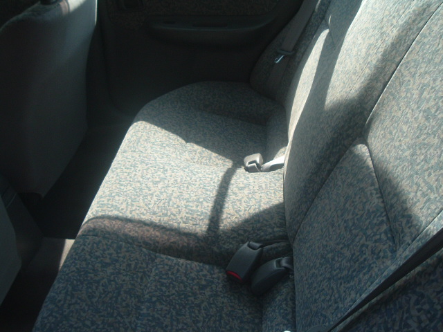 2000 Nissan Pulsar Photos