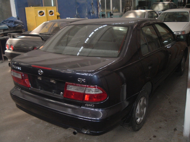 2000 Nissan Pulsar Pictures
