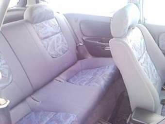 2000 Nissan Pulsar Pictures