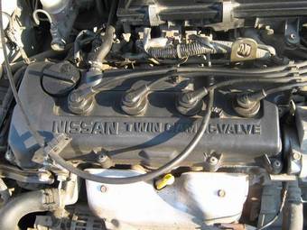 2000 Nissan Pulsar Photos