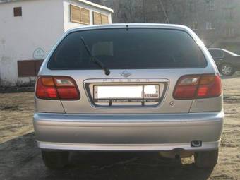 2000 Nissan Pulsar Photos