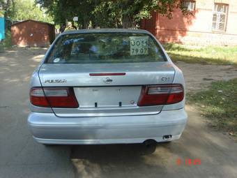 2000 Nissan Pulsar Pictures