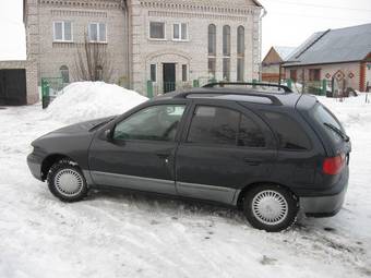 1999 Nissan Pulsar Serie Photos