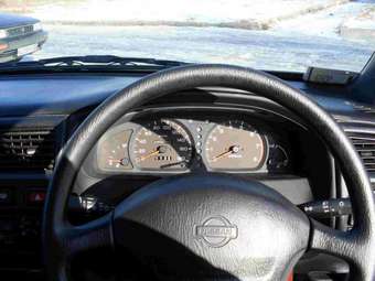 1997 Nissan Pulsar Serie S-RV Photos