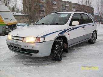 1999 Nissan Pulsar Serie S-RV Photos