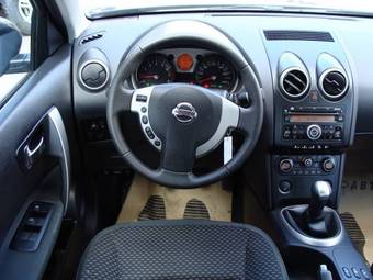 2008 Nissan Qashqai Pics