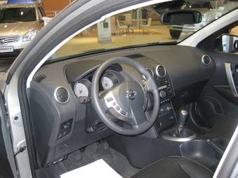 2009 Nissan Qashqai Images