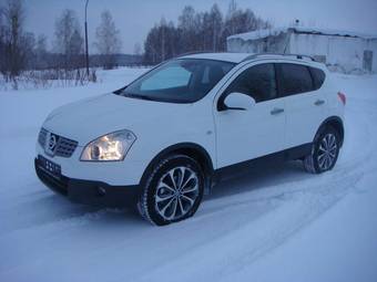 2009 Nissan Qashqai Photos
