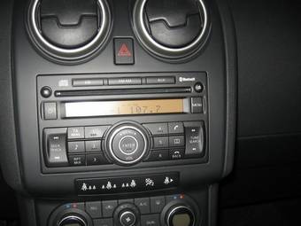 2009 Nissan Qashqai Pictures