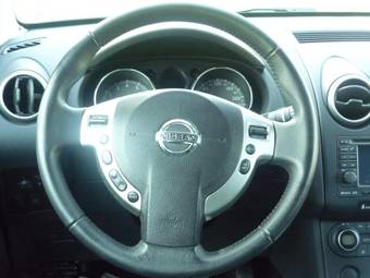 2009 Nissan Qashqai Pictures