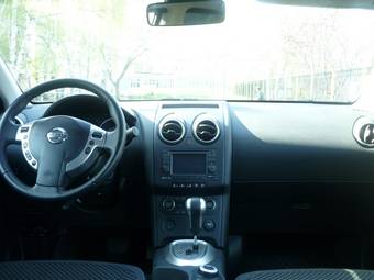 2009 Nissan Qashqai Pics