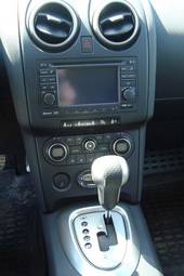 2009 Nissan Qashqai Pictures