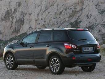 2010 Nissan Qashqai Pictures
