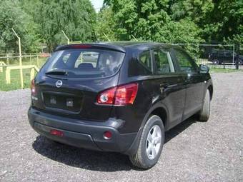 2010 Nissan Qashqai Pictures