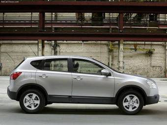 2010 Nissan Qashqai Pics