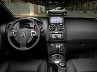 2010 Nissan Qashqai Pictures