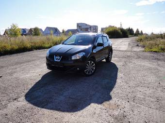 2010 Nissan Qashqai Pictures