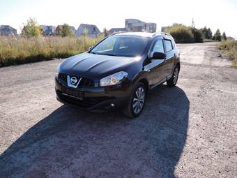 2010 Nissan Qashqai Photos