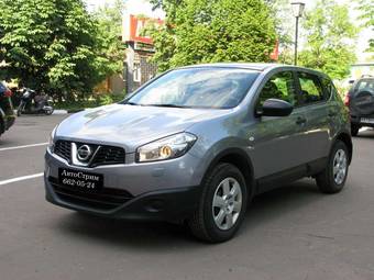 2010 Nissan Qashqai Photos