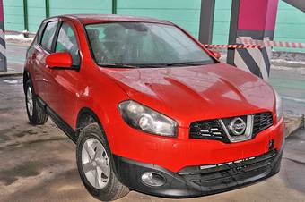 2011 Nissan Qashqai Images