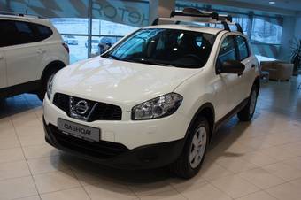 2011 Nissan Qashqai Photos